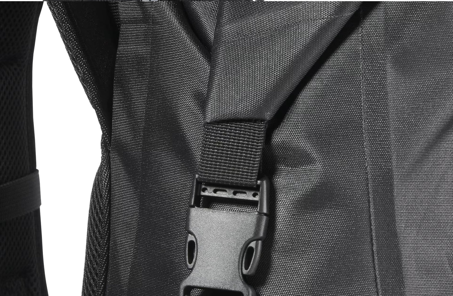 Triumph 25L Ultralite Bag - MLUA24006