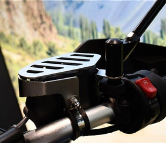 CF MOTO 800MT SPORT/TOURING/EXPLORER Front Brake Fluid Reservoir Guard